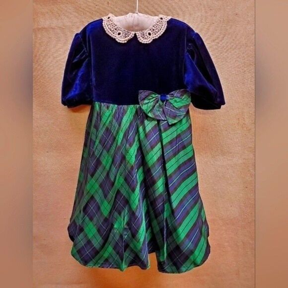 Vintage Classic Little Bitty Plaid Dress in Size 4T - Picture 1 of 7